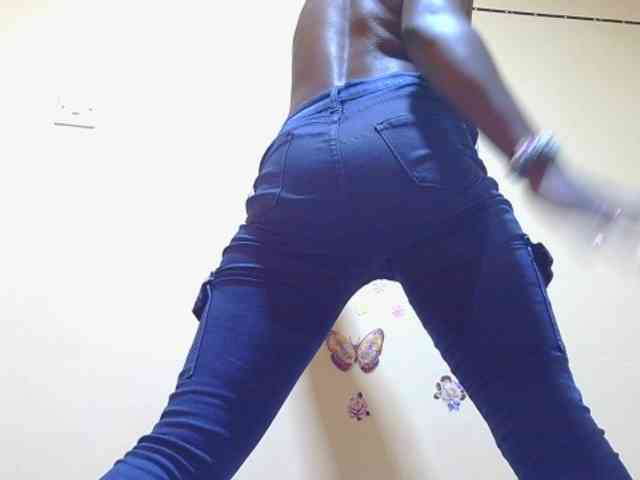 Naughtygirl3 webcam