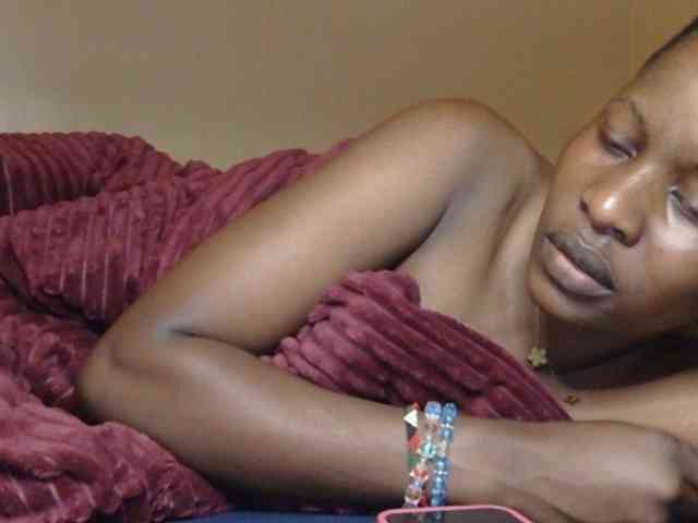 Naughtygirl3 webcam