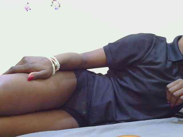 Naughtygirl3 webcam