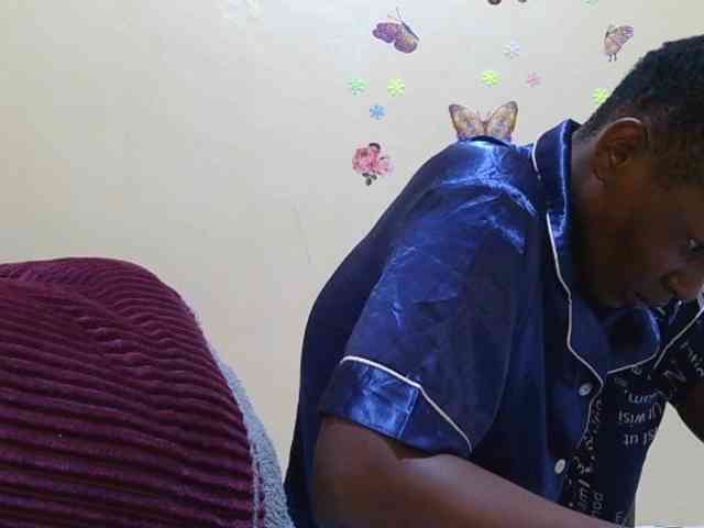 Naughtygirl3 webcam