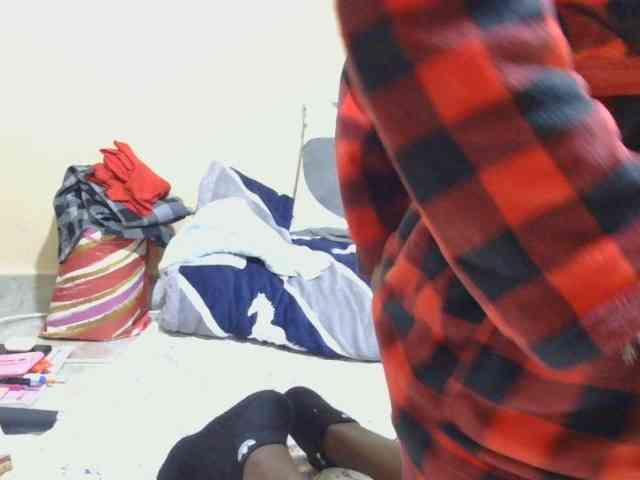 Naughtygirl3 webcam
