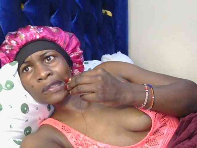 Naughtygirl3 webcam