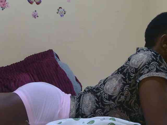 Naughtygirl3 webcam