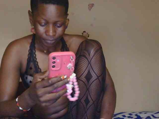 Naughtygirl3 webcam