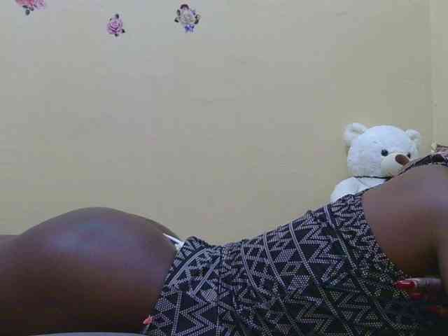 Naughtygirl3 webcam