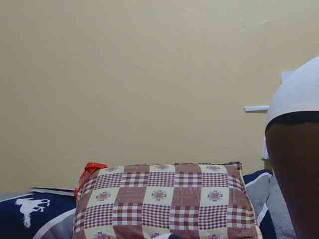 Naughtygirl3 webcam