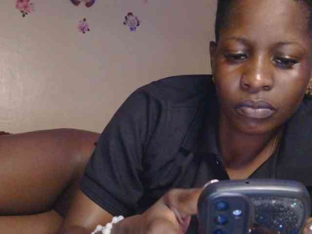 Naughtygirl3 webcam
