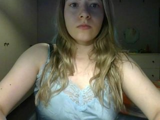 RosieJune Porn Show
