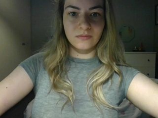 RosieJune Porn Show