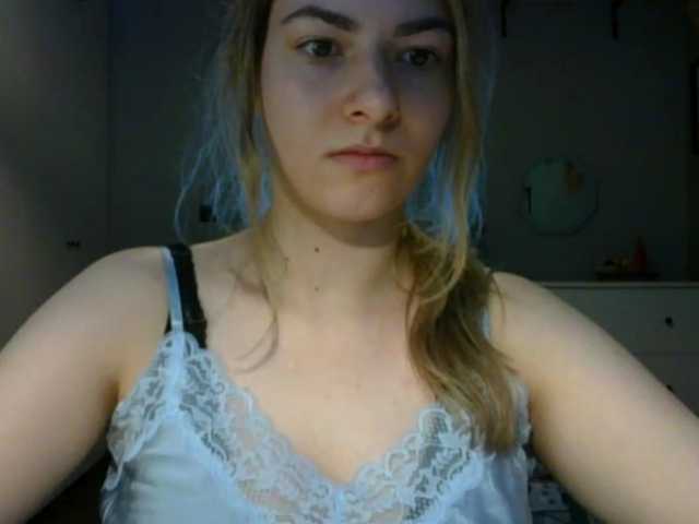 RosieJune live cam on BongaCams