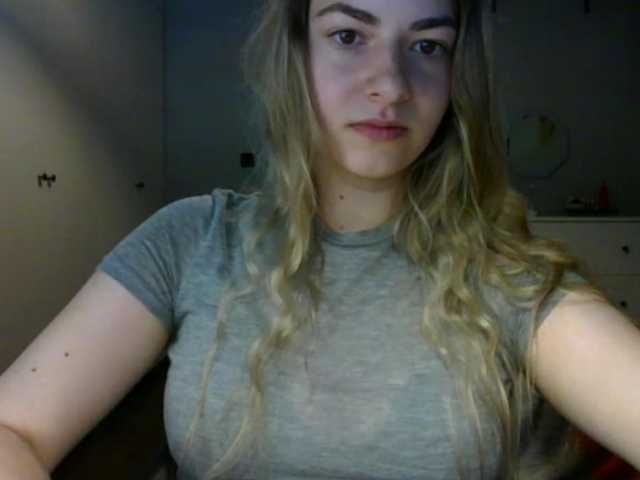 RosieJune live cam on BongaCams