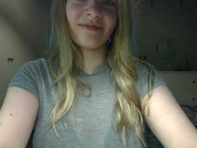 RosieJune live cam on BongaCams