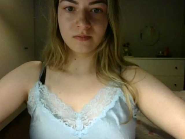 RosieJune live cam on BongaCams