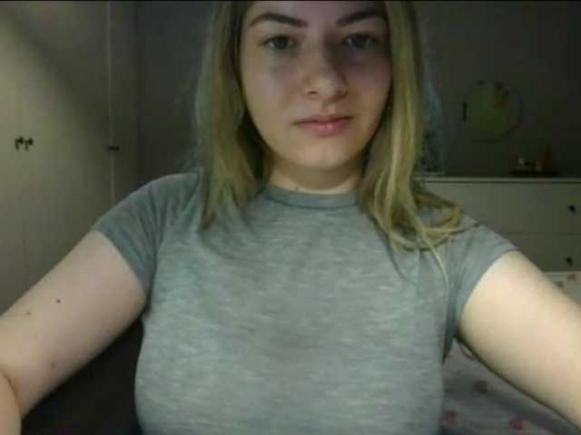 RosieJune live cam on BongaCams