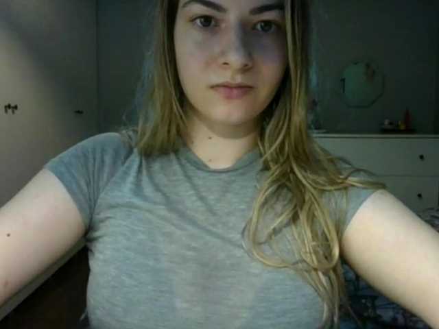 RosieJune live cam on BongaCams