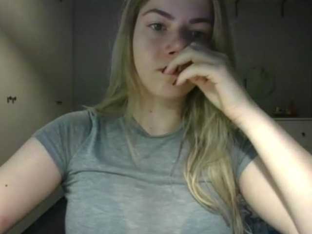 RosieJune live cam on BongaCams
