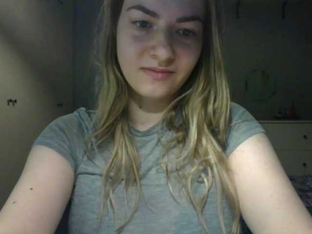 RosieJune live cam on BongaCams