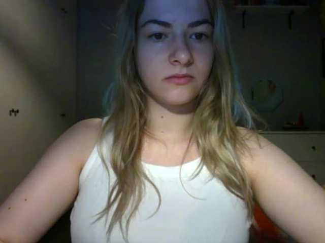 RosieJune live webcam show