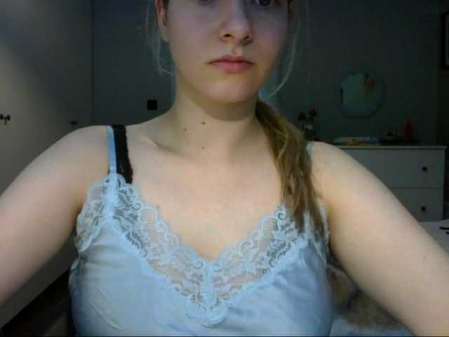 RosieJune live cam on BongaCams
