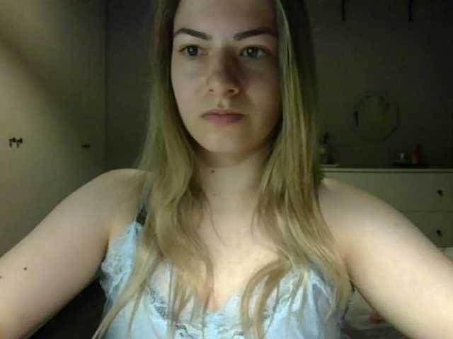 RosieJune live cam on BongaCams
