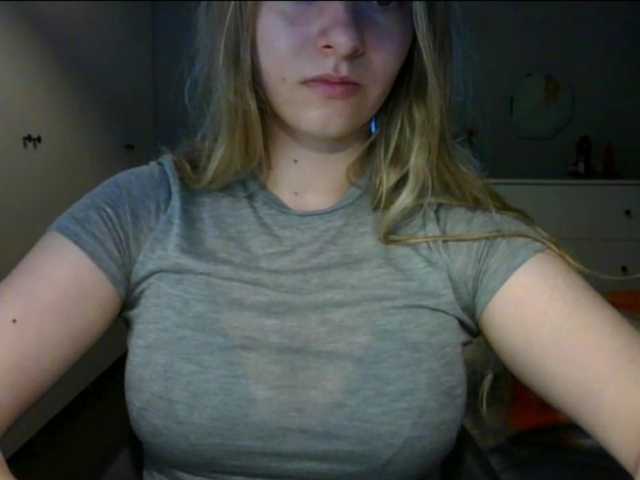 RosieJune live cam on BongaCams