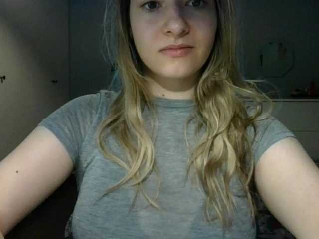 RosieJune live cam on BongaCams