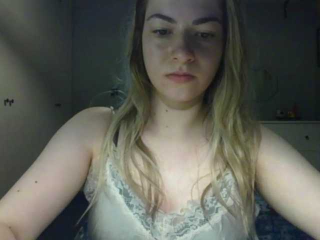 RosieJune live cam on BongaCams