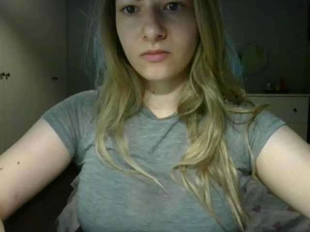 RosieJune live cam on BongaCams
