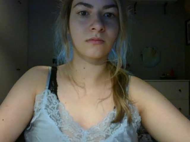 RosieJune live cam on BongaCams