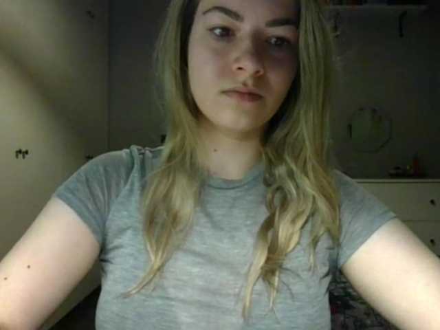 RosieJune live cam on BongaCams