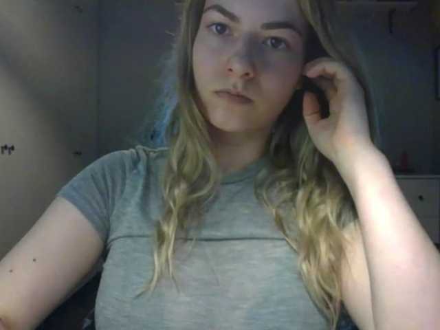 RosieJune live cam on BongaCams