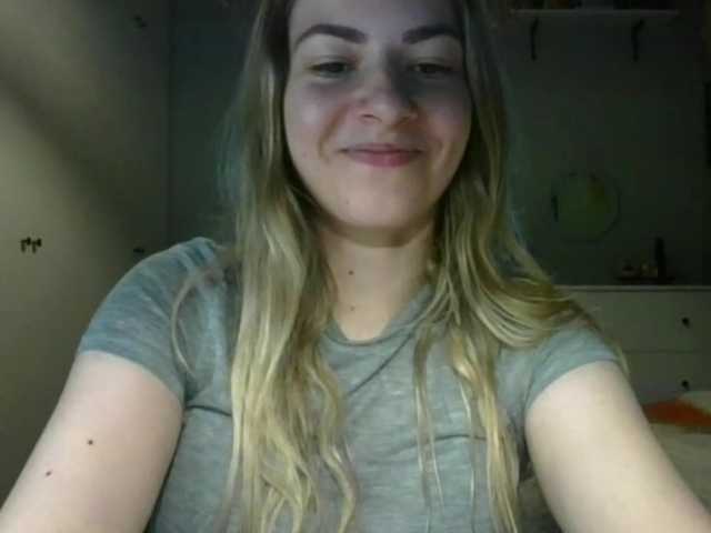 RosieJune live cam on BongaCams