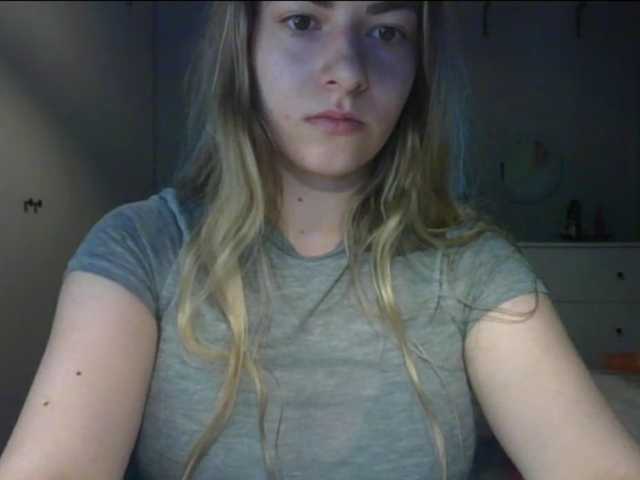 RosieJune live cam on BongaCams