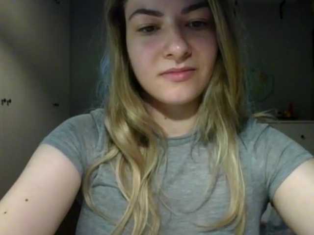 RosieJune live cam on BongaCams