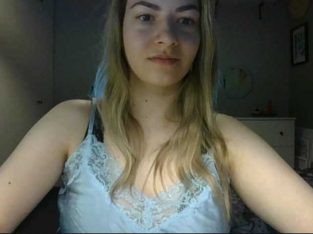 RosieJune live cam on BongaCams