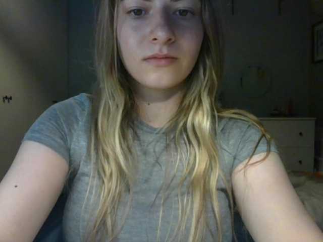 RosieJune live cam on BongaCams