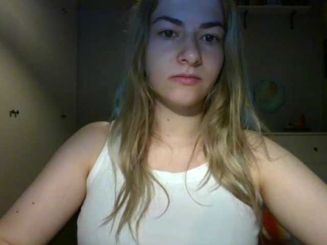RosieJune live cam on BongaCams