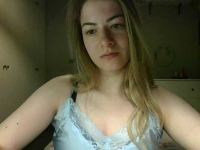 RosieJune live cam on BongaCams