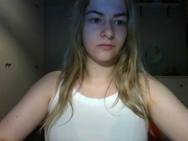 RosieJune live webcam show
