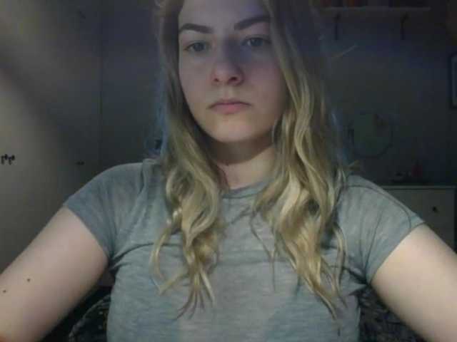 RosieJune live cam on BongaCams