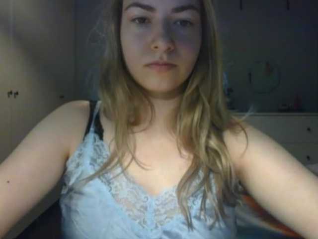 RosieJune live cam on BongaCams