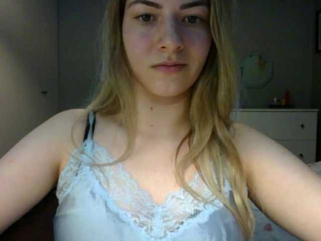 RosieJune live cam on BongaCams