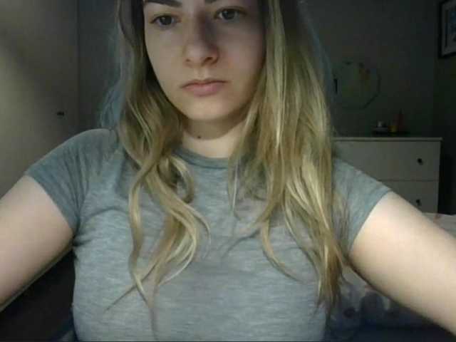 RosieJune live cam on BongaCams
