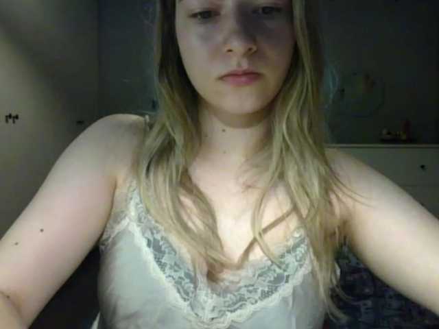 RosieJune live cam on BongaCams