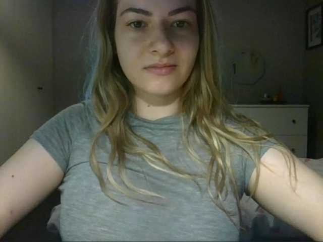 RosieJune live cam on BongaCams