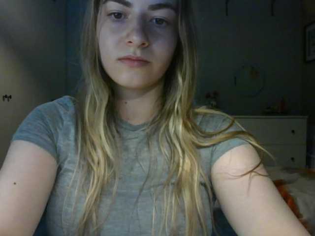 RosieJune live cam on BongaCams