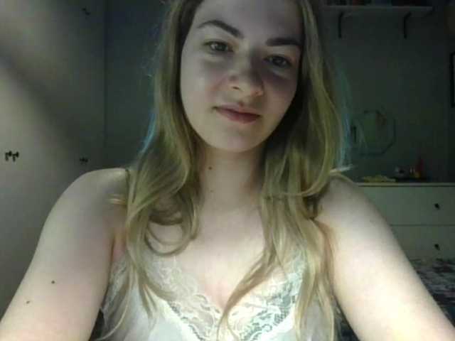 RosieJune live cam on BongaCams