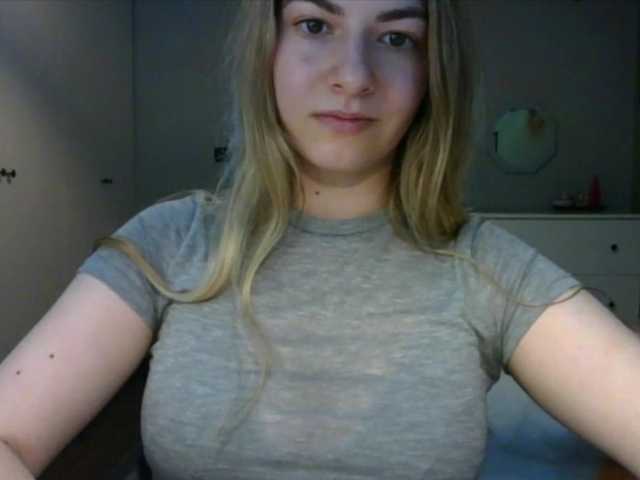 RosieJune live cam on BongaCams