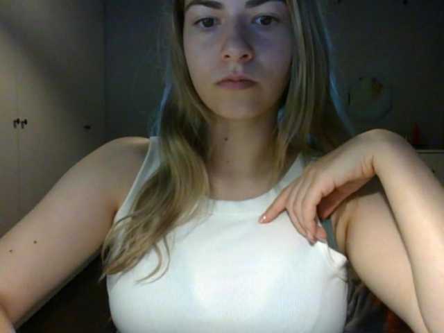 RosieJune live cam on BongaCams