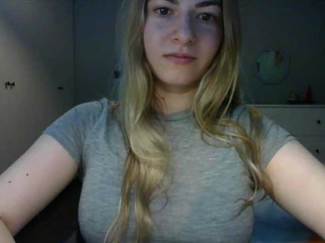 RosieJune live cam on BongaCams